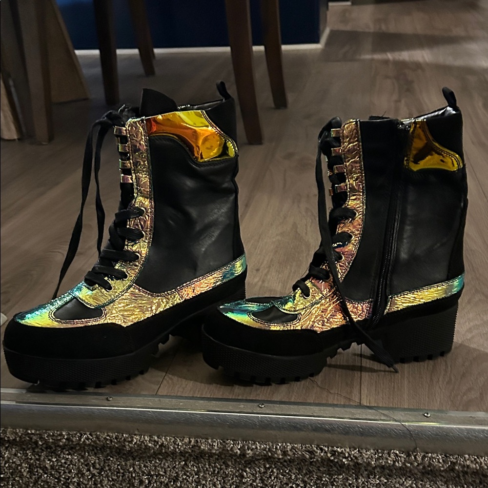BAMBOO Size 10 boots